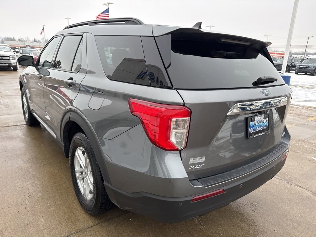 Used 2023 Ford Explorer XLT image 6