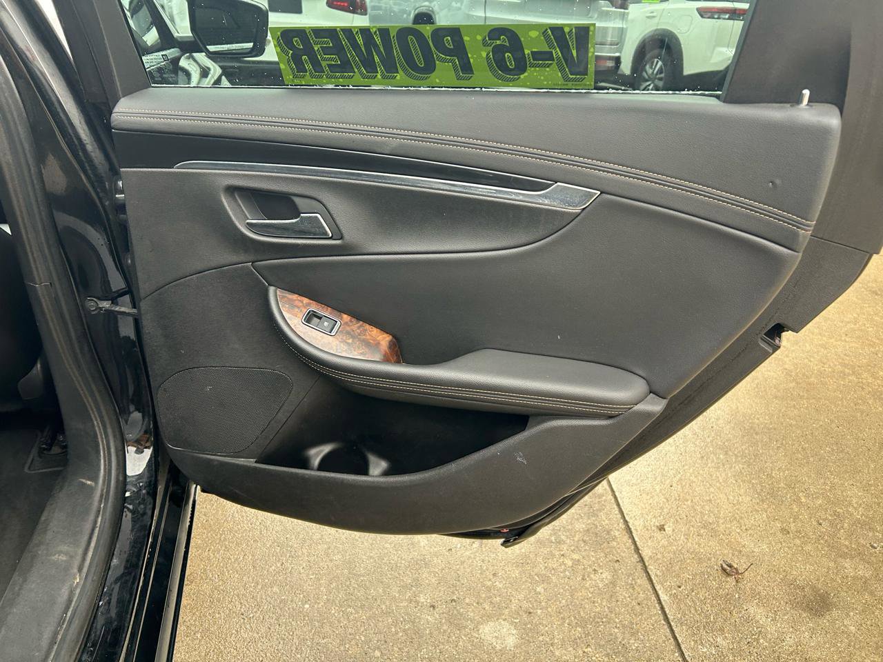Used 2014 Chevrolet Impala LT w/ Convenience Package image 15