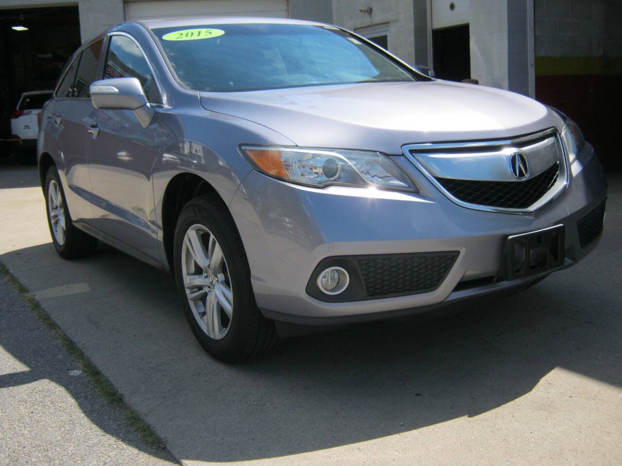Used 2015 Acura RDX w/ Technology Package AWD/4WD image 3