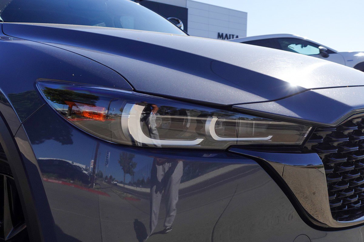 Certified 2023 MAZDA CX-5 Carbon Edition image 2