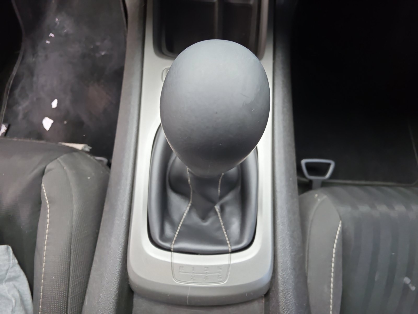 Used 2013 Chevrolet Camaro LS RWD image 13