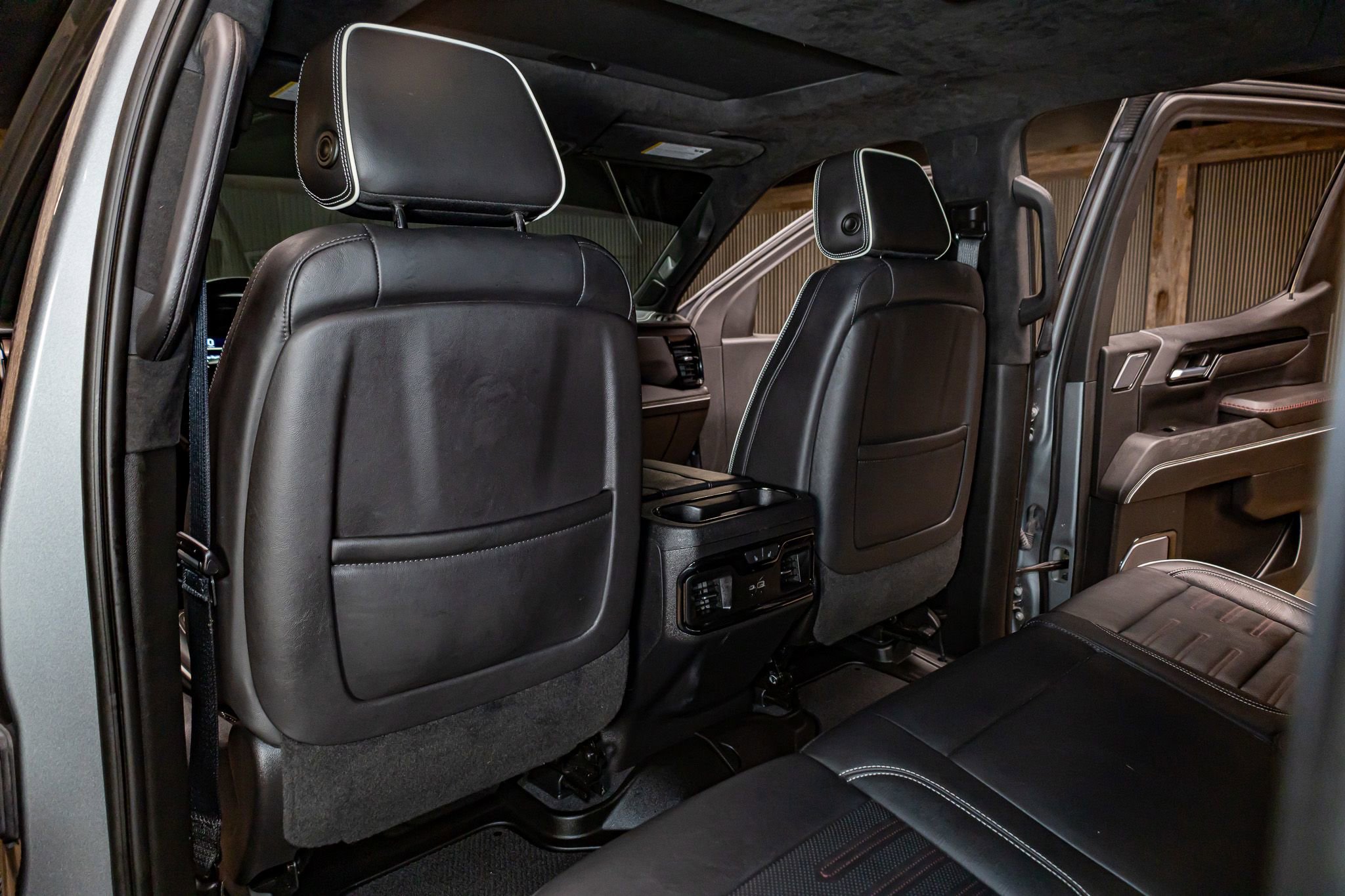 Used 2023 GMC Sierra 1500 AT4X image 27