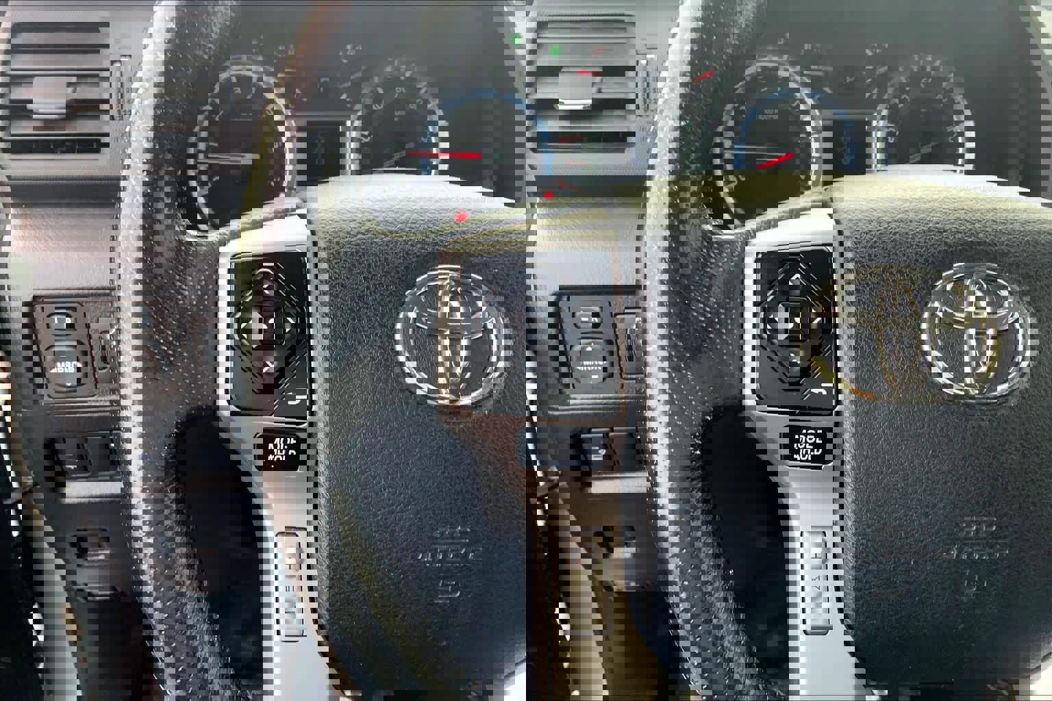 Used 2015 Toyota 4Runner SR5 image 23