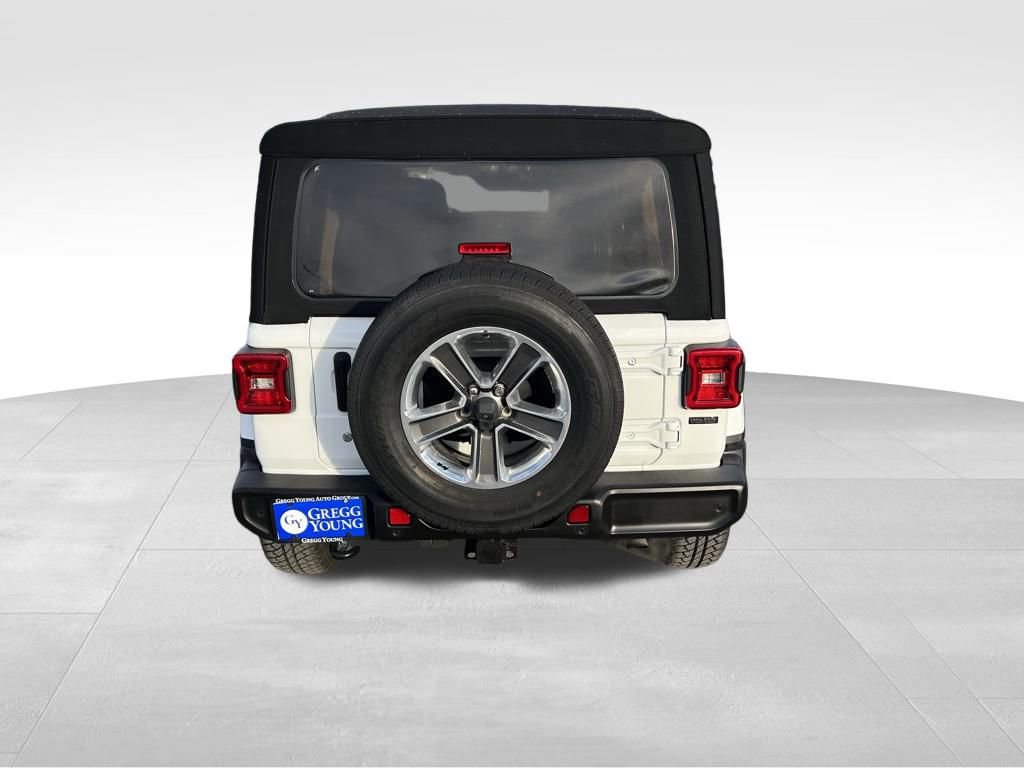 Used 2020 Jeep Wrangler Unlimited Sahara image 5