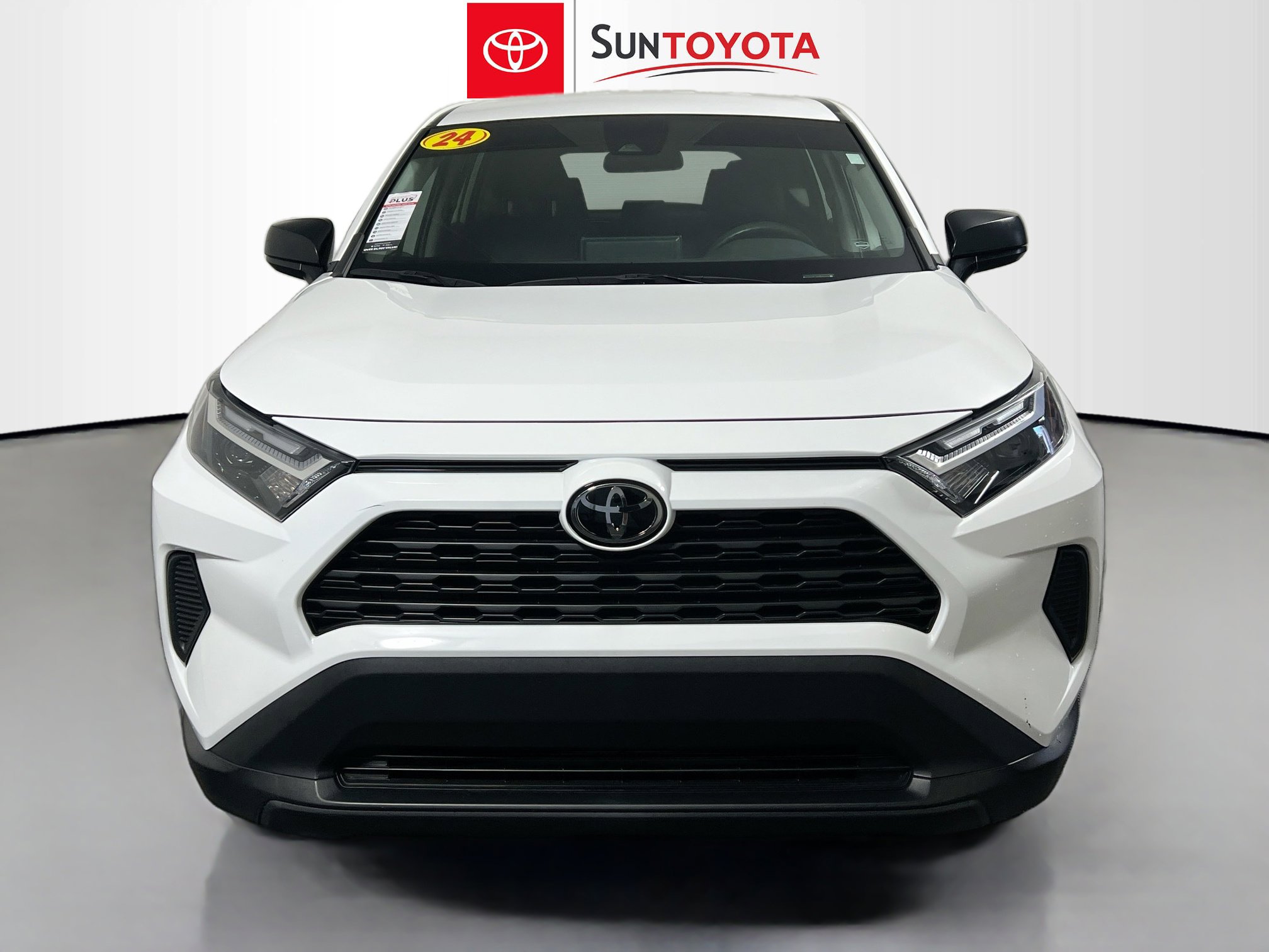 Used 2024 Toyota RAV4 LE FWD image 10
