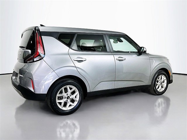 Used 2024 Kia Soul LX w/ Option Group 015 image 7