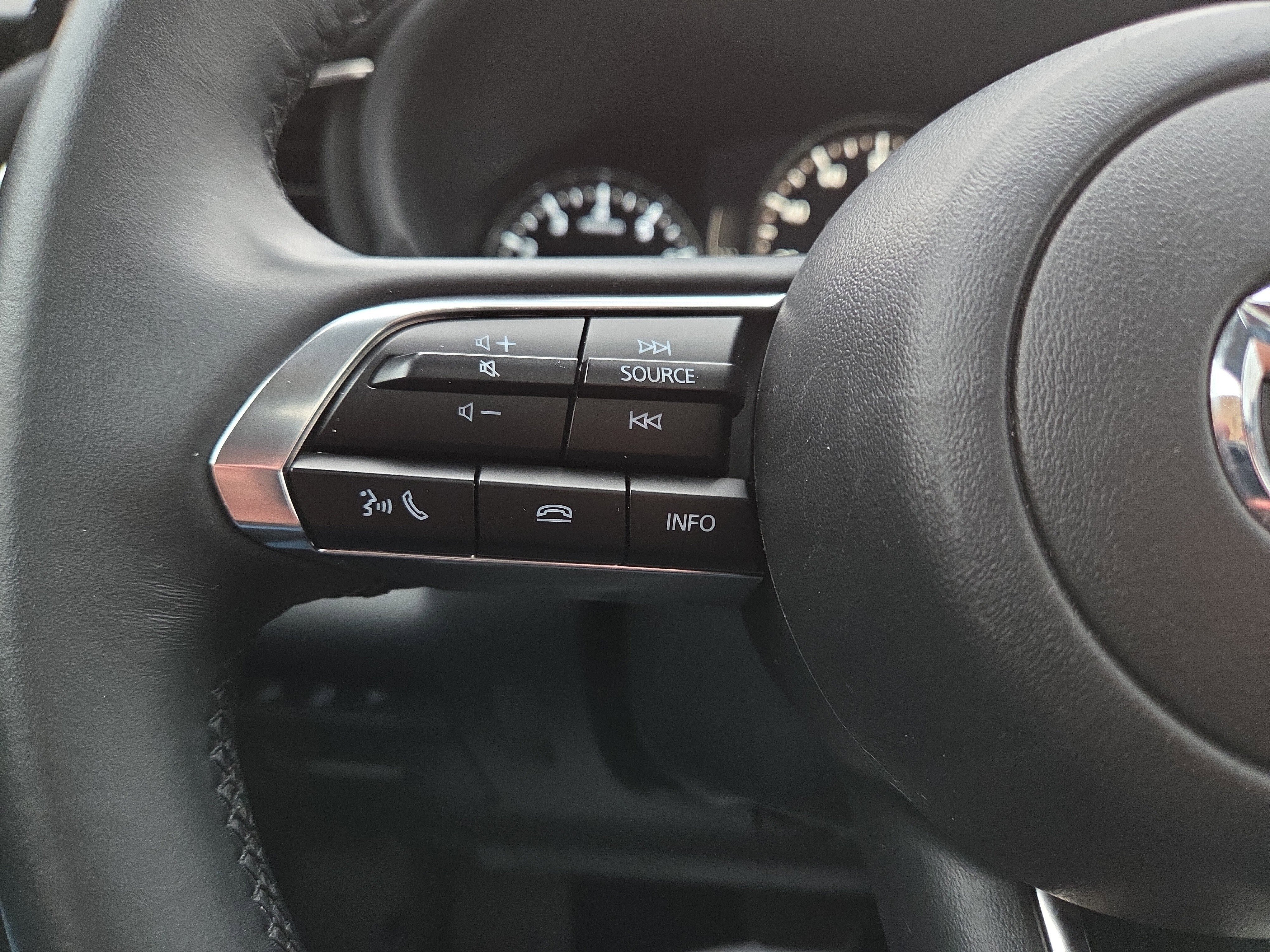 Certified 2025 MAZDA CX-30 AWD 2.5 S w/ Preferred Package image 18