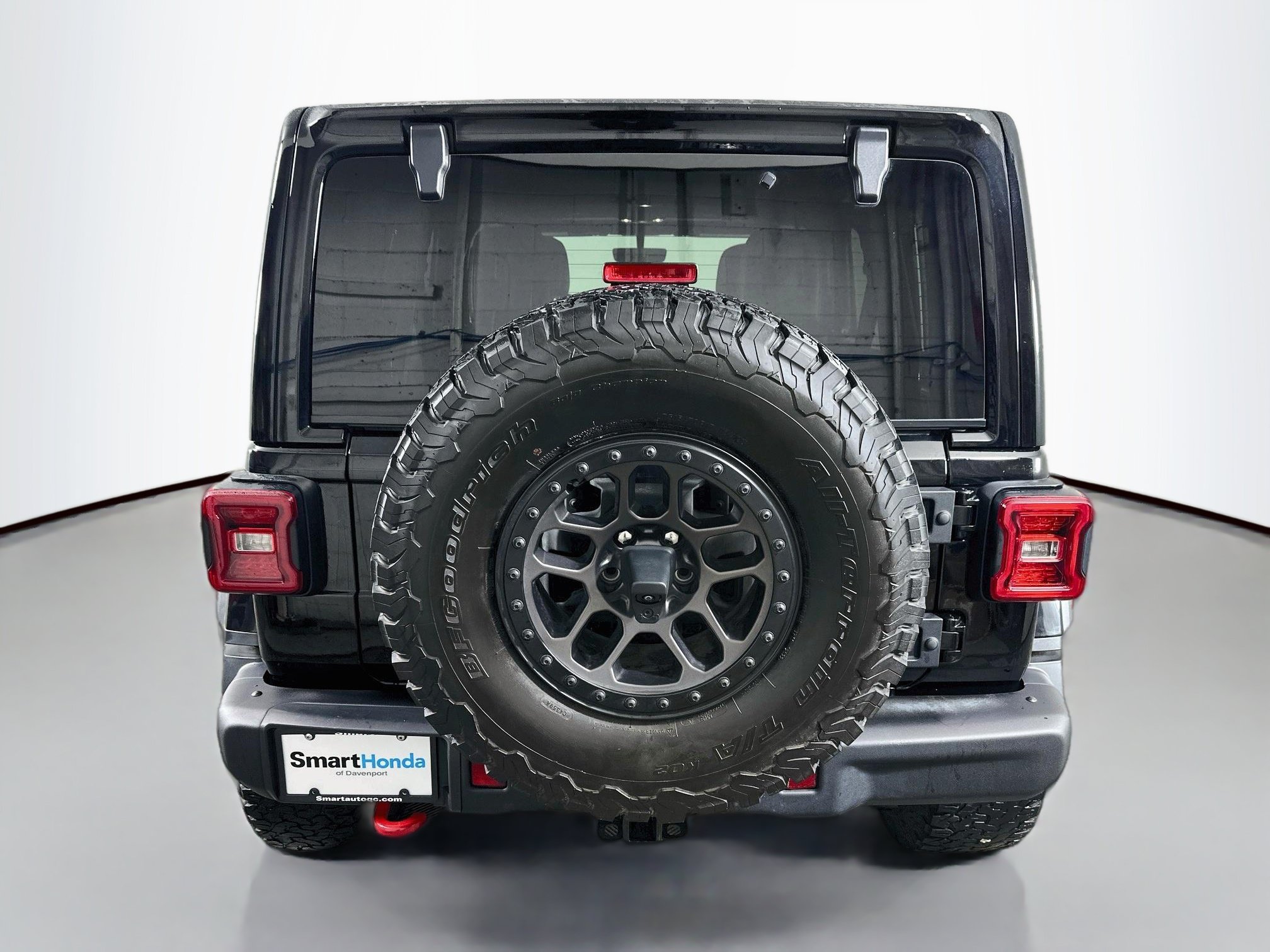 Used 2023 Jeep Wrangler Unlimited Rubicon w/ Xtreme 35 Tire Package AWD/4WD image 6