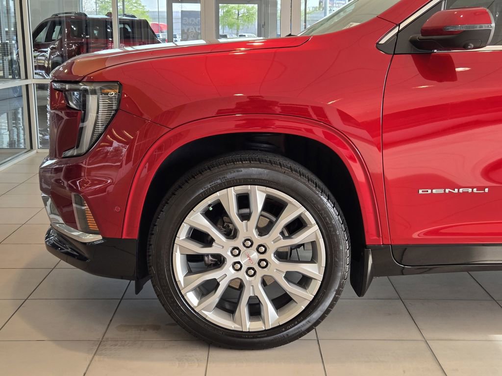 Used 2024 GMC Acadia Denali w/ Super Cruise Package image 9