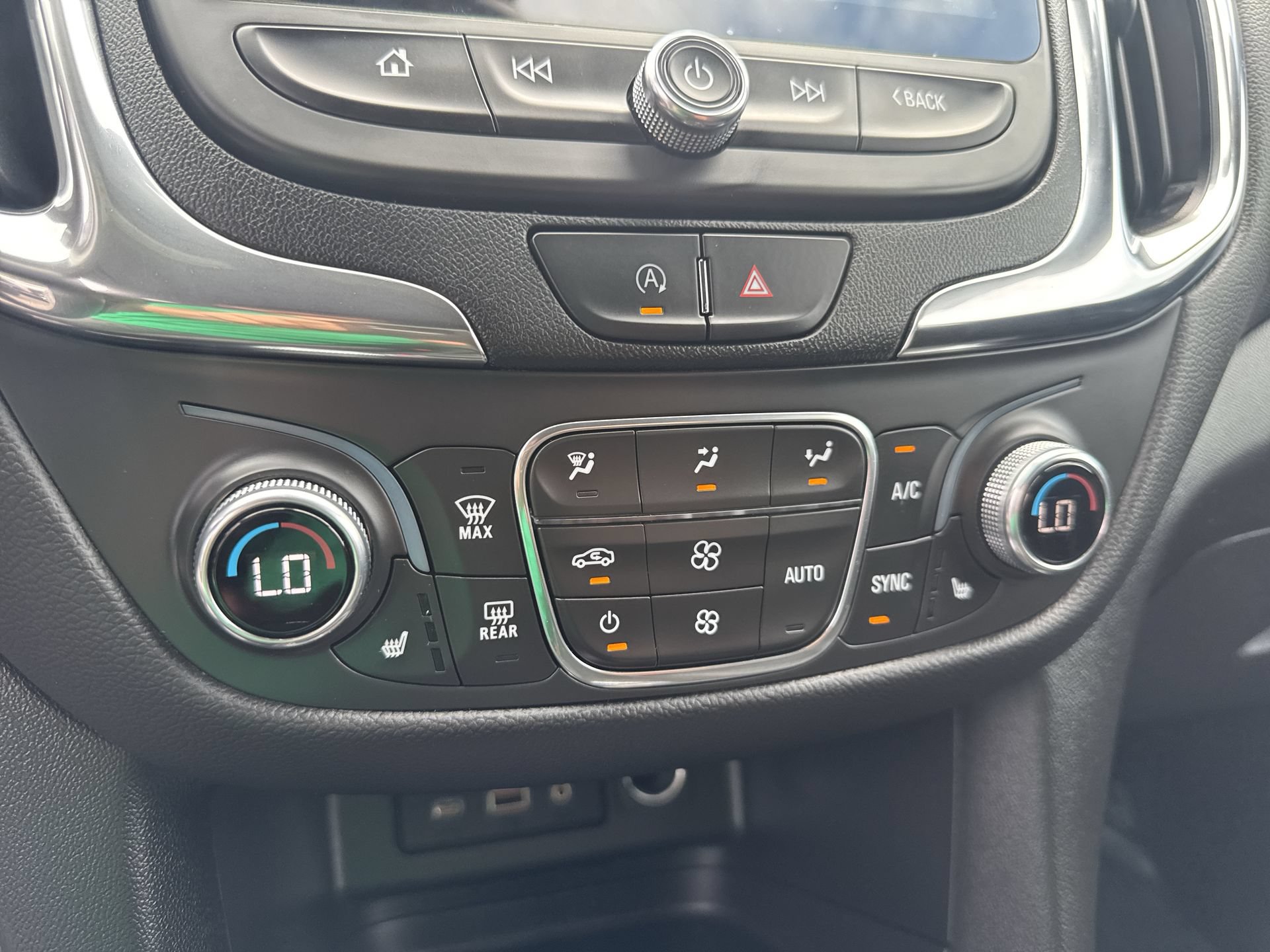 Certified 2022 Chevrolet Equinox LT AWD/4WD image 16