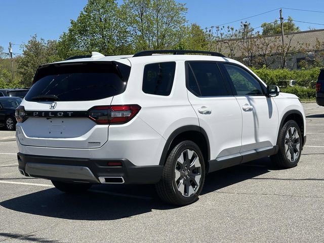 New 2026 Honda Pilot Touring image 4