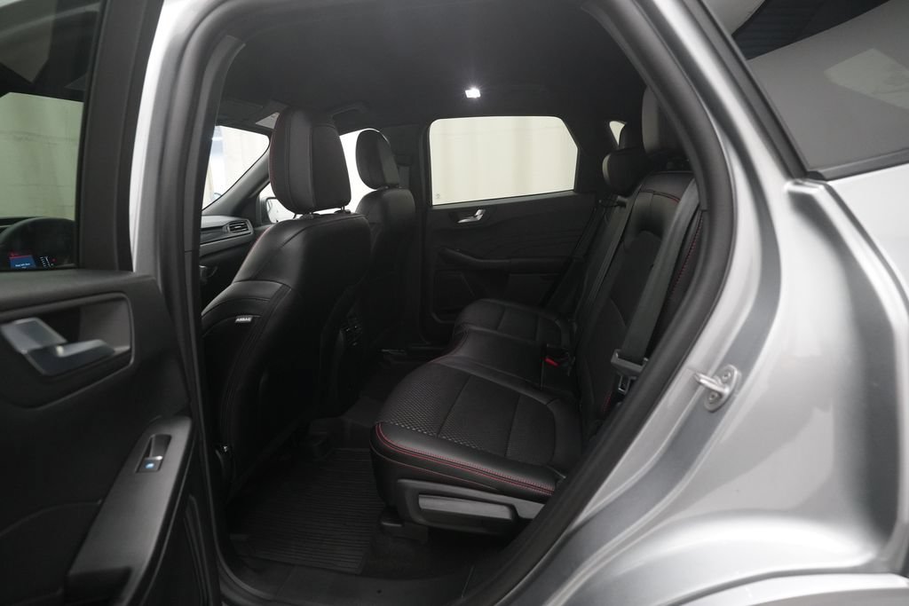 Used 2024 Ford Escape ST-Line w/ Equipment Group 301A FWD image 18