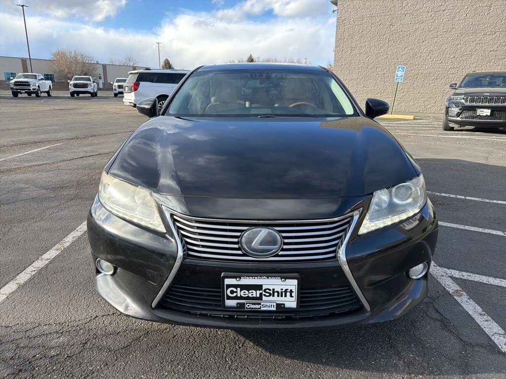 Used 2013 Lexus ES 300h w/ Luxury Pkg image 3