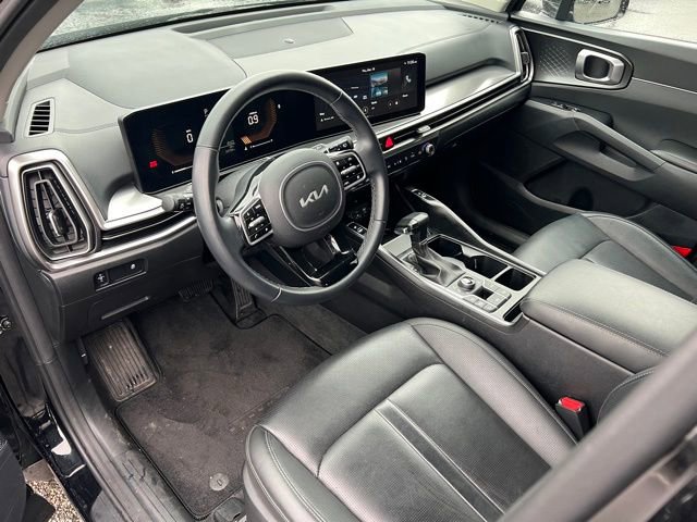 Used 2024 Kia Sorento S image 13