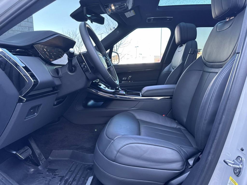 Certified 2025 Land Rover Range Rover Sport Dynamic SE image 20