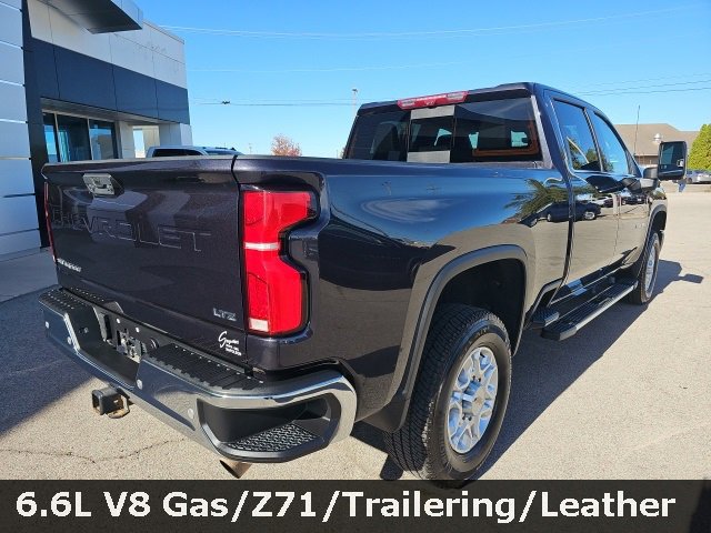 Used 2024 Chevrolet Silverado 3500 LTZ w/ LTZ Convenience Package image 7