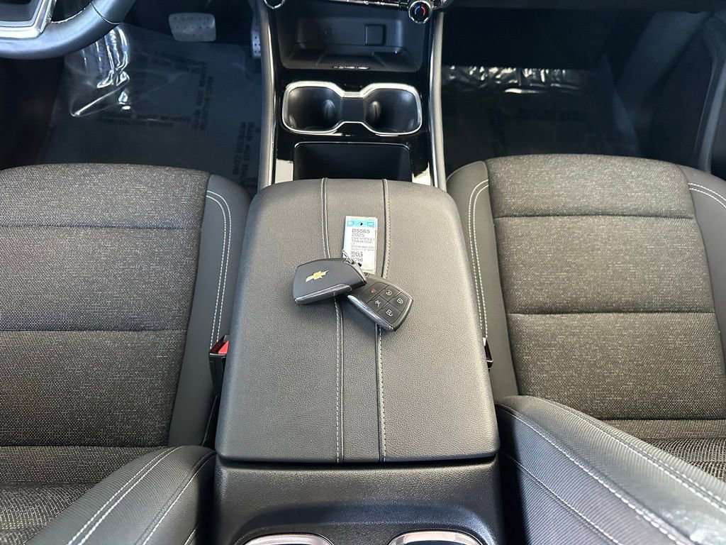 Certified 2025 Chevrolet Traverse LT image 22