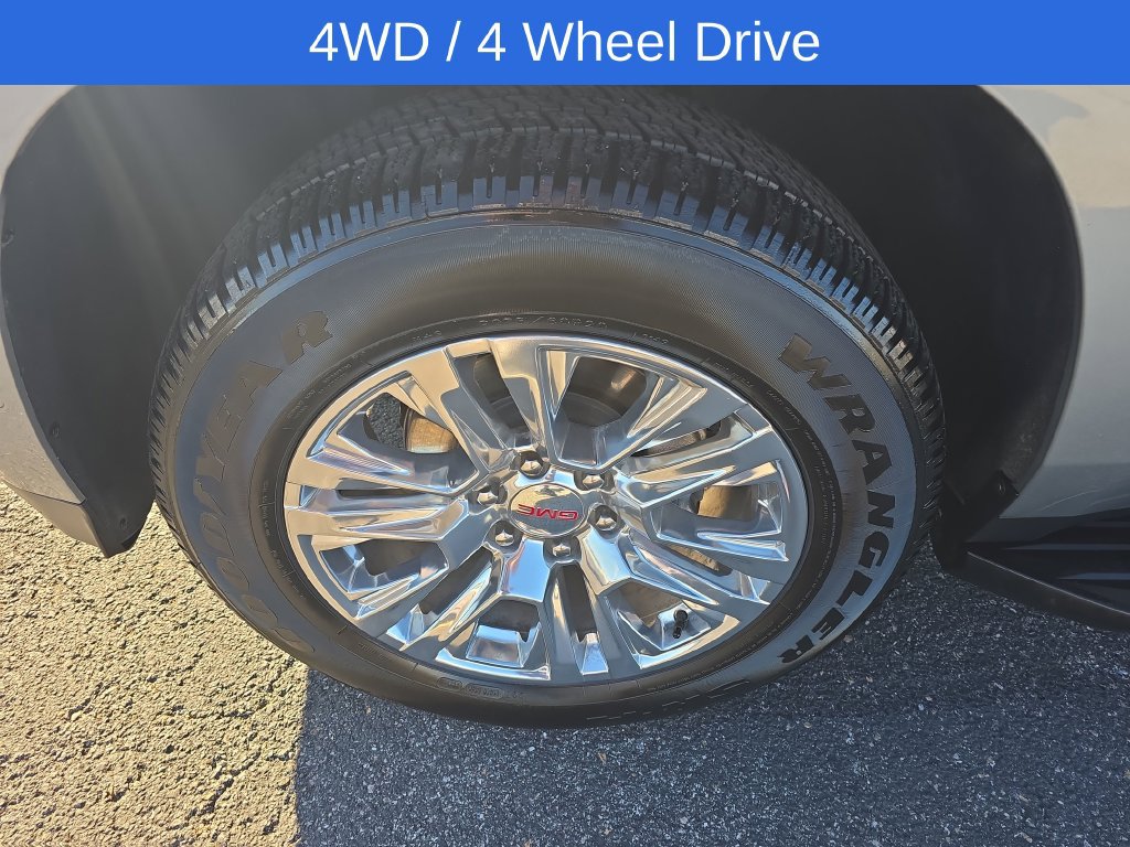 Used 2025 GMC Yukon Denali AWD/4WD image 10