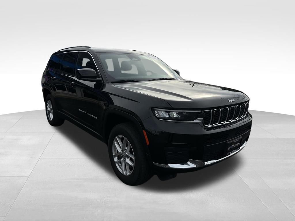 Used 2024 Jeep Grand Cherokee L Laredo AWD/4WD image 8