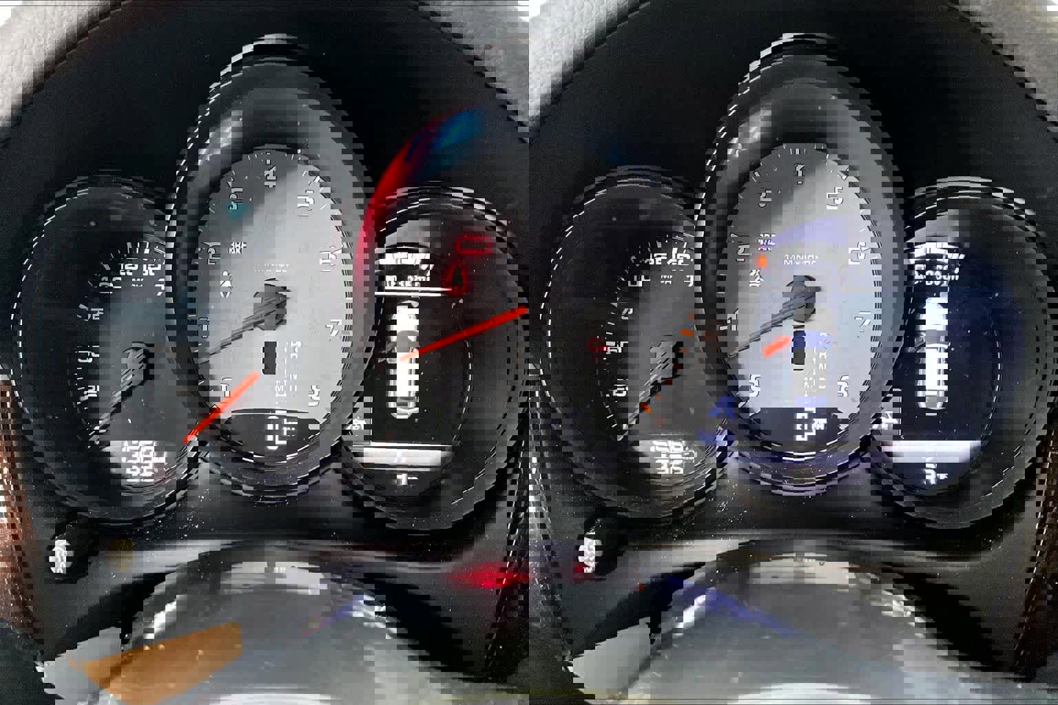 Used 2018 Porsche Macan S image 25