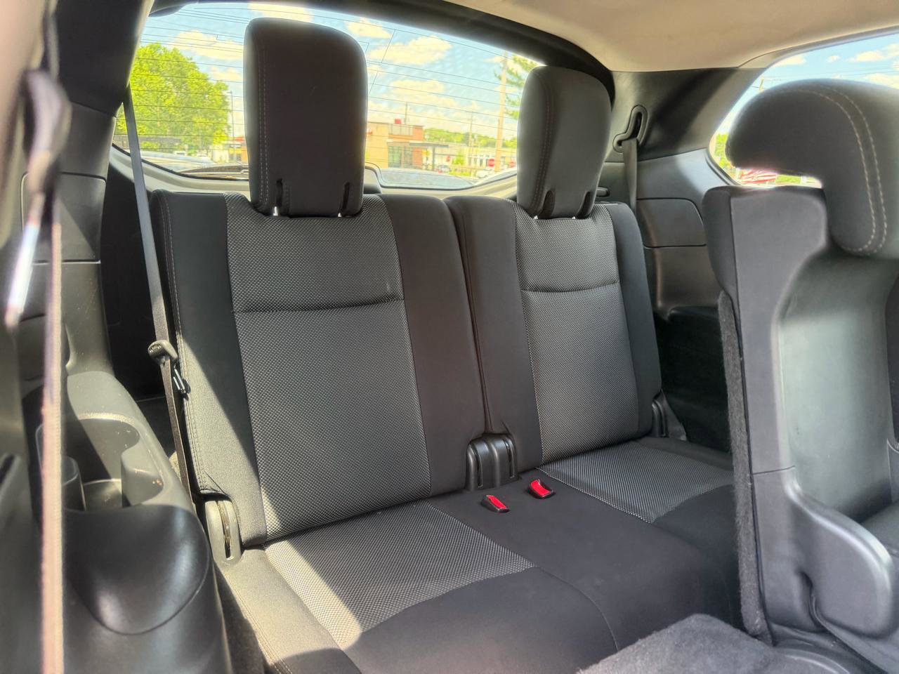 Used 2019 Nissan Pathfinder S AWD/4WD image 24