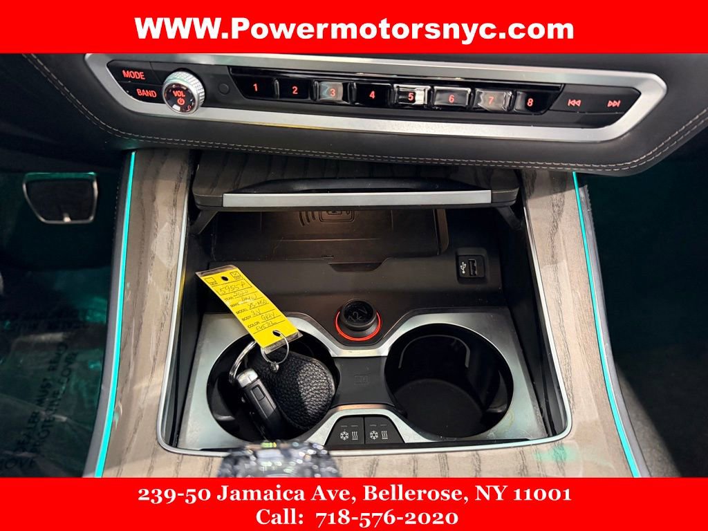 Used 2020 BMW X5 M50i w/ Executive Package image 37