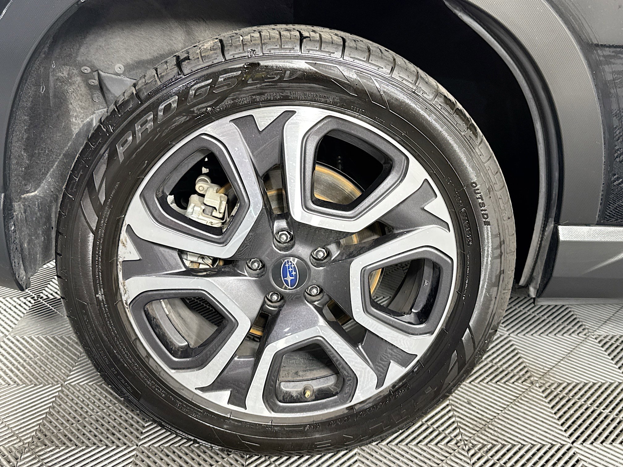 Used 2024 Subaru Ascent Limited AWD/4WD image 32