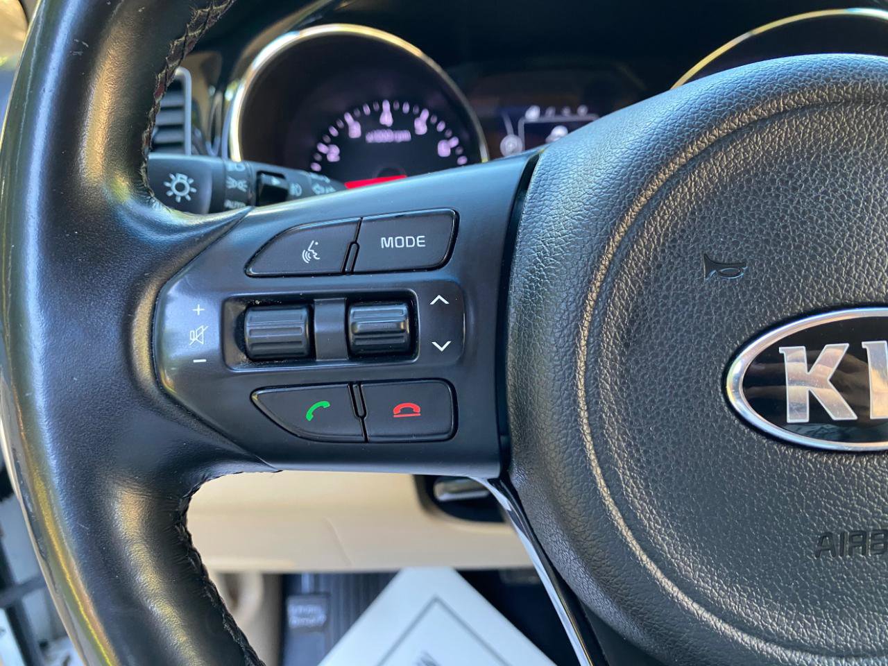 Used 2018 Kia Sedona EX FWD image 62