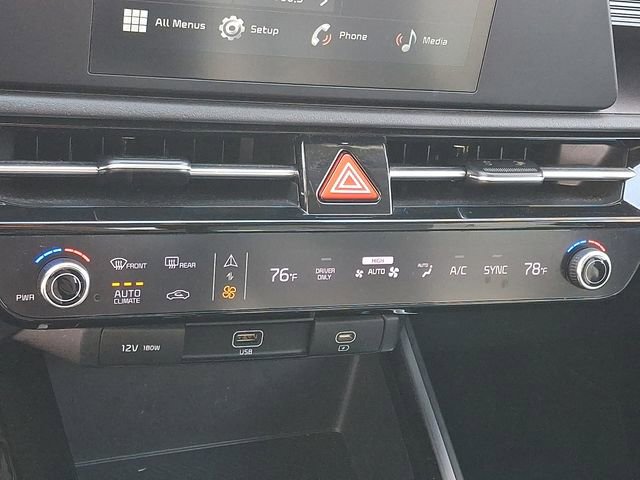 Certified 2023 Kia Niro LX image 17