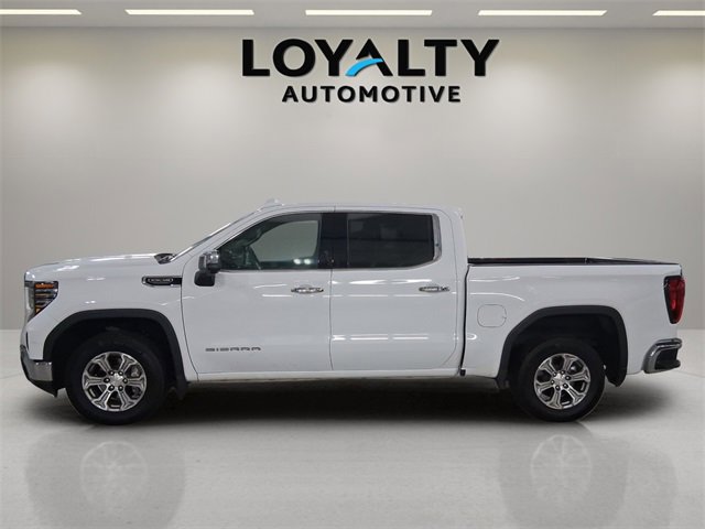 Used 2025 GMC Sierra 1500 SLT image 2