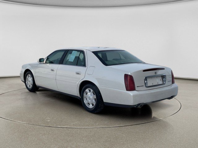 Used 2002 Cadillac De Ville image 3