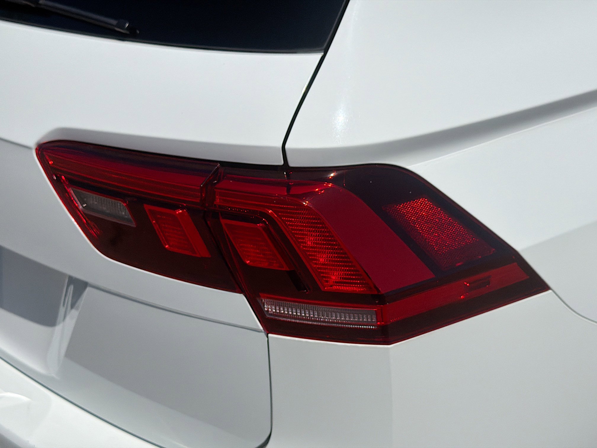 Used 2019 Volkswagen Tiguan S w/ Driver Assistance Package image 25