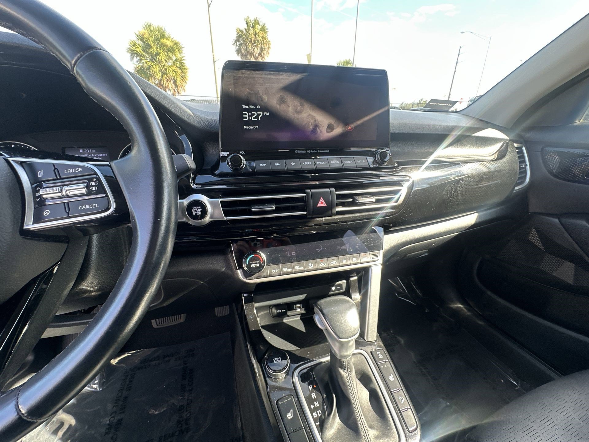 Certified 2023 Kia Seltos EX image 24