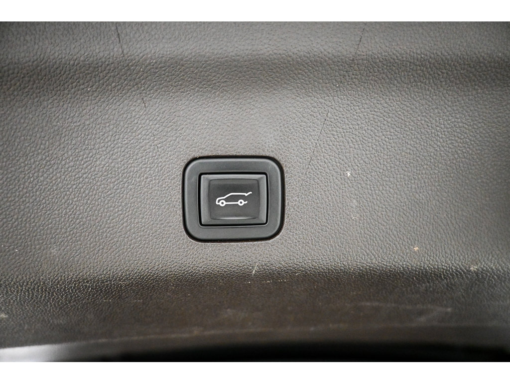 Used 2023 Cadillac Escalade Premium Luxury AWD/4WD image 60