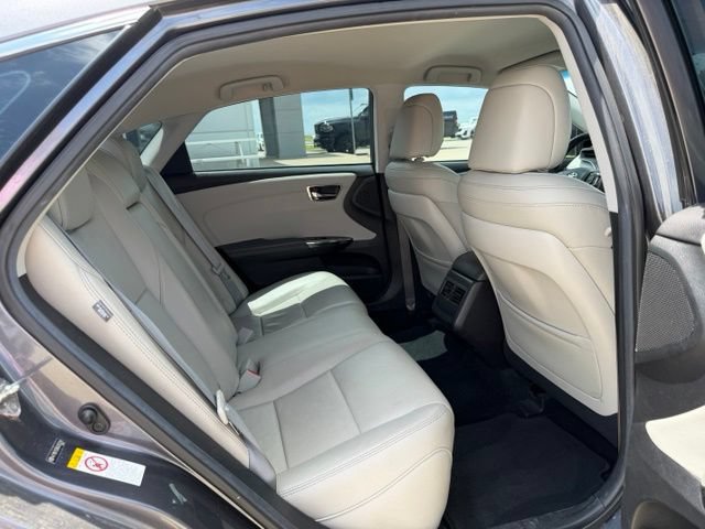 Used 2016 Toyota Avalon XLE FWD image 11