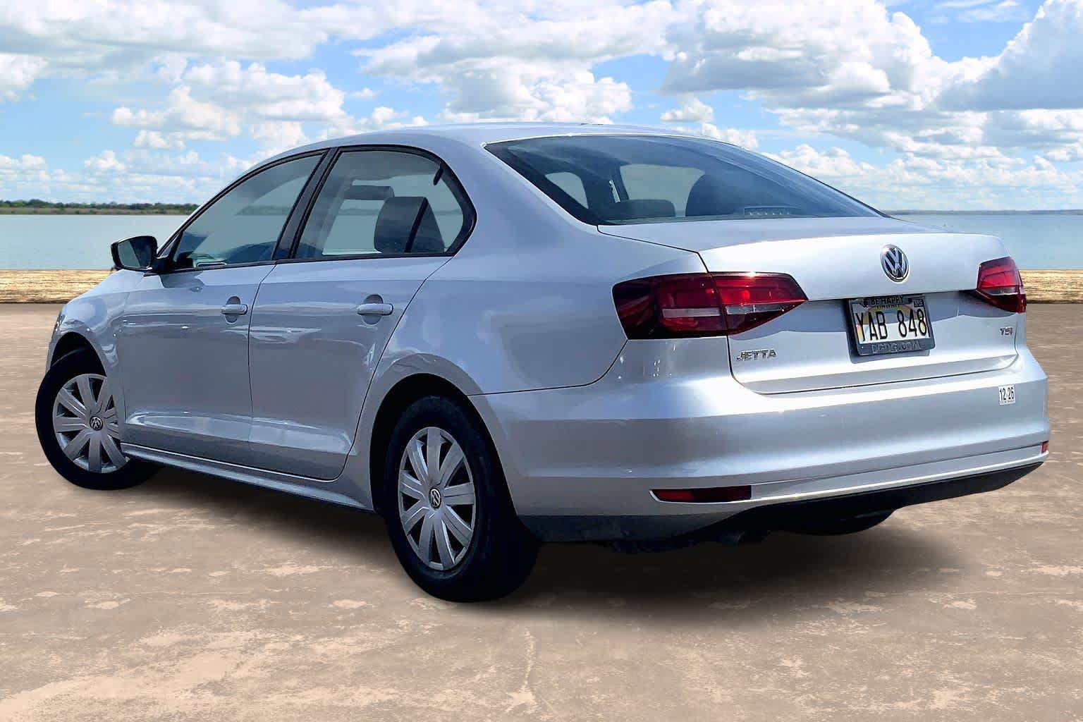 Used 2016 Volkswagen Jetta S FWD image 4