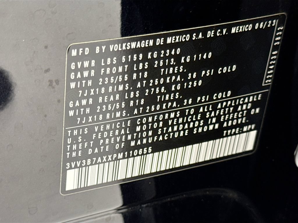Used 2023 Volkswagen Tiguan SE FWD image 34