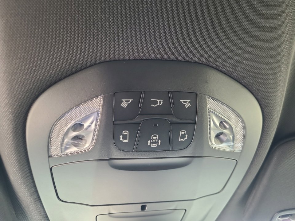 New 2025 Chrysler Pacifica Select image 33