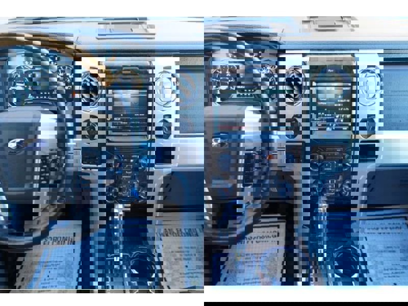 Used 2013 Ford F150 Platinum w/ Max Trailer Tow Pkg image 22