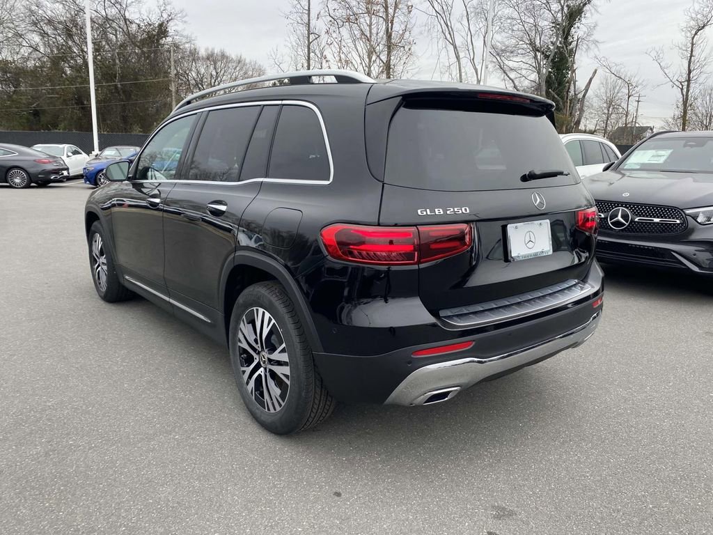 Certified 2025 Mercedes-Benz GLB 250 image 7
