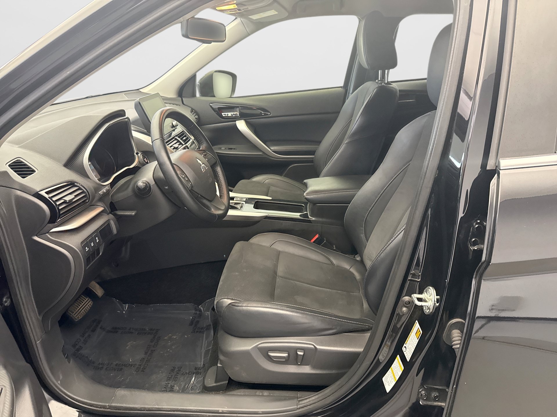 Used 2023 Mitsubishi Eclipse Cross SE AWD/4WD image 11