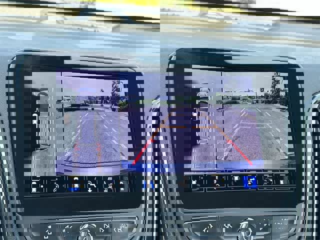 Used 2022 Chevrolet Equinox RS w/ Infotainment Package image 14