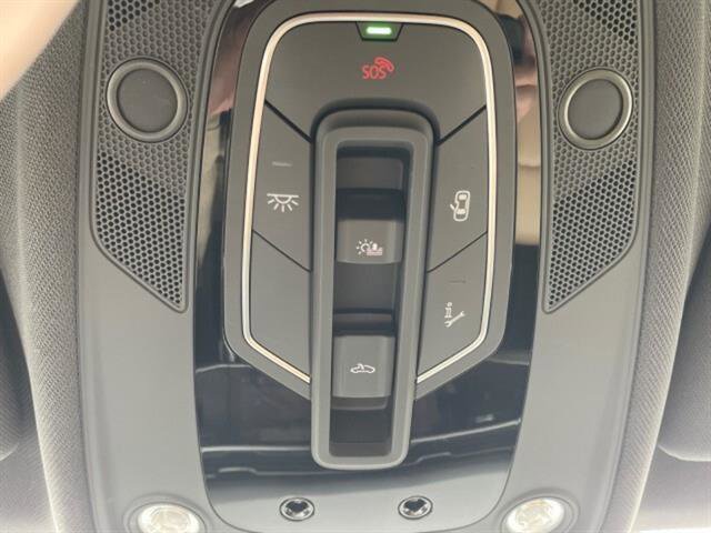 Used 2021 Audi Q8 Premium w/ Convenience Package AWD/4WD image 29