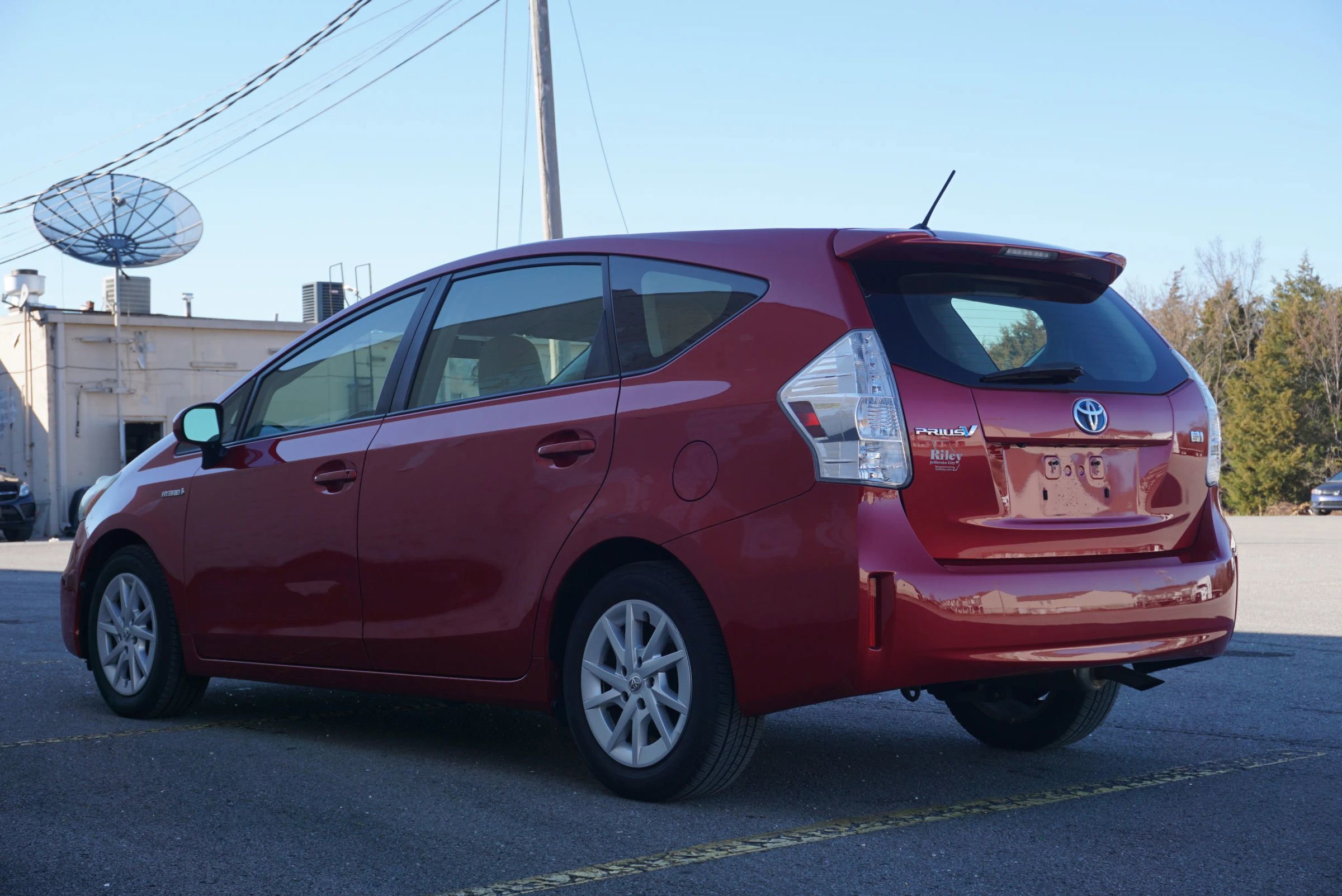 Used 2012 Toyota Prius V Two image 7