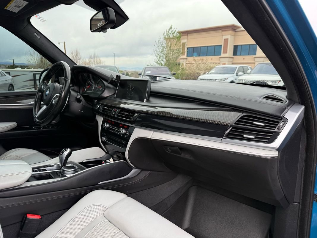 Used 2017 BMW X5 M AWD/4WD image 30