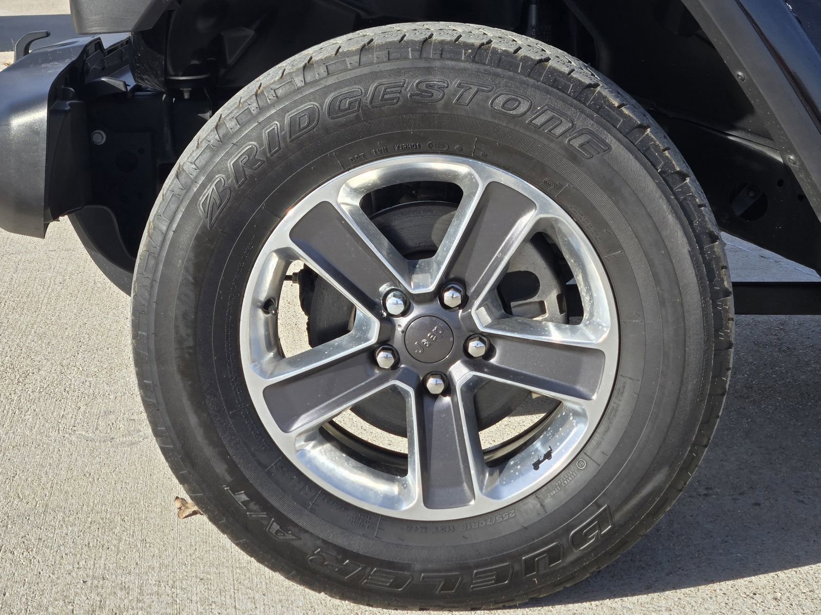 Used 2021 Jeep Wrangler Unlimited Sahara image 8