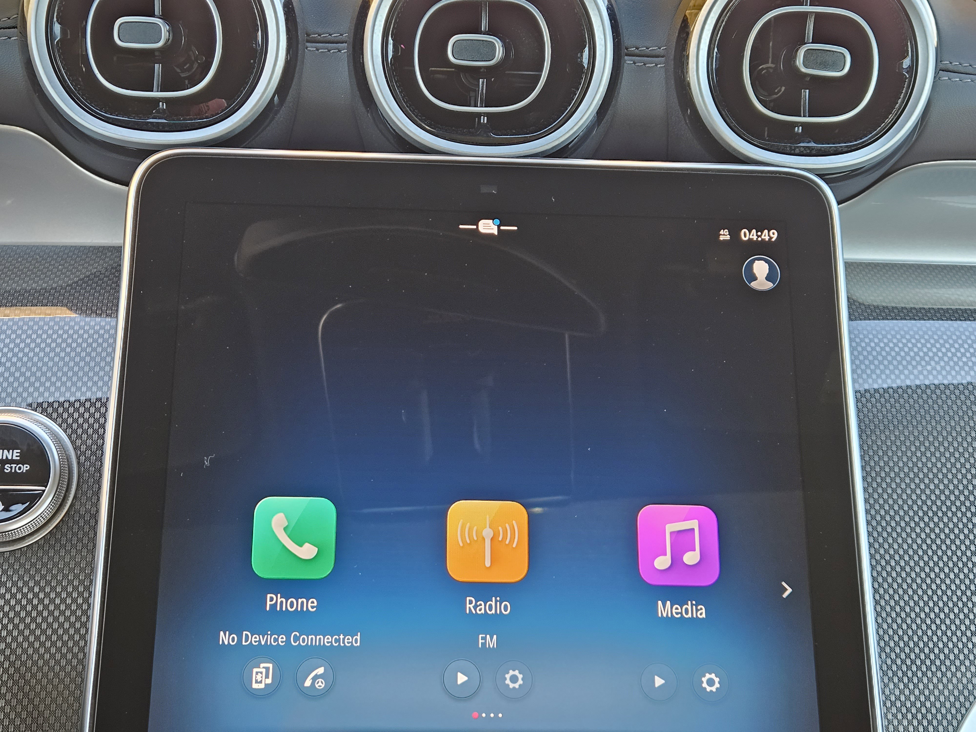 Certified 2025 Mercedes-Benz GLC 43 AMG 4MATIC image 18