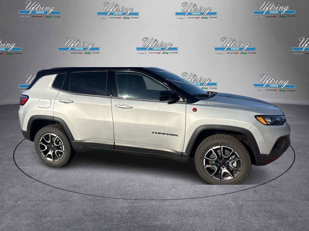 New 2026 Jeep Compass Trailhawk AWD/4WD image 2