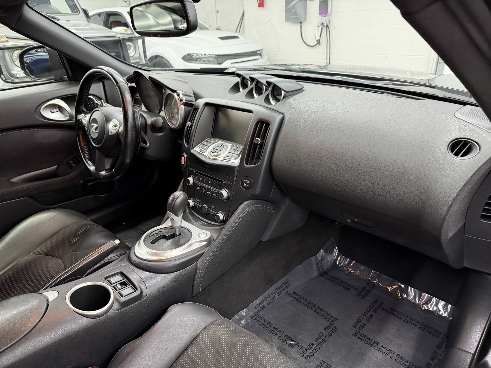 Used 2020 Nissan 370Z Touring Sport image 18