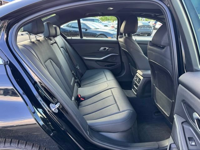 Used 2021 BMW 330i xDrive Sedan w/ Driving Assistance Package AWD/4WD image 11